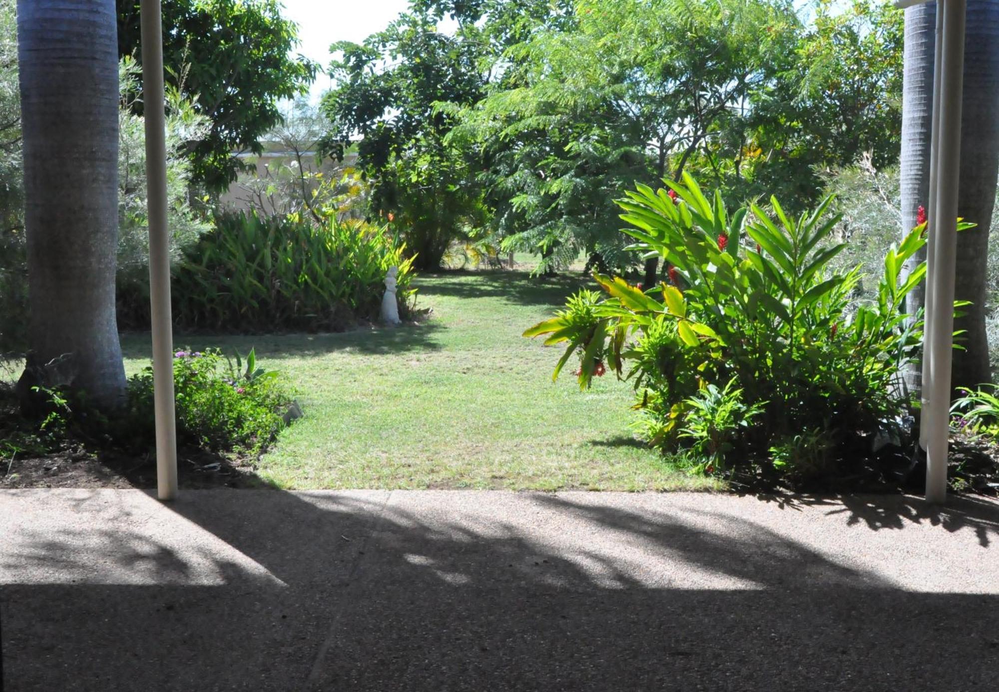 Magnetic Island Bed And Breakfast Horseshoe Bay エクステリア 写真