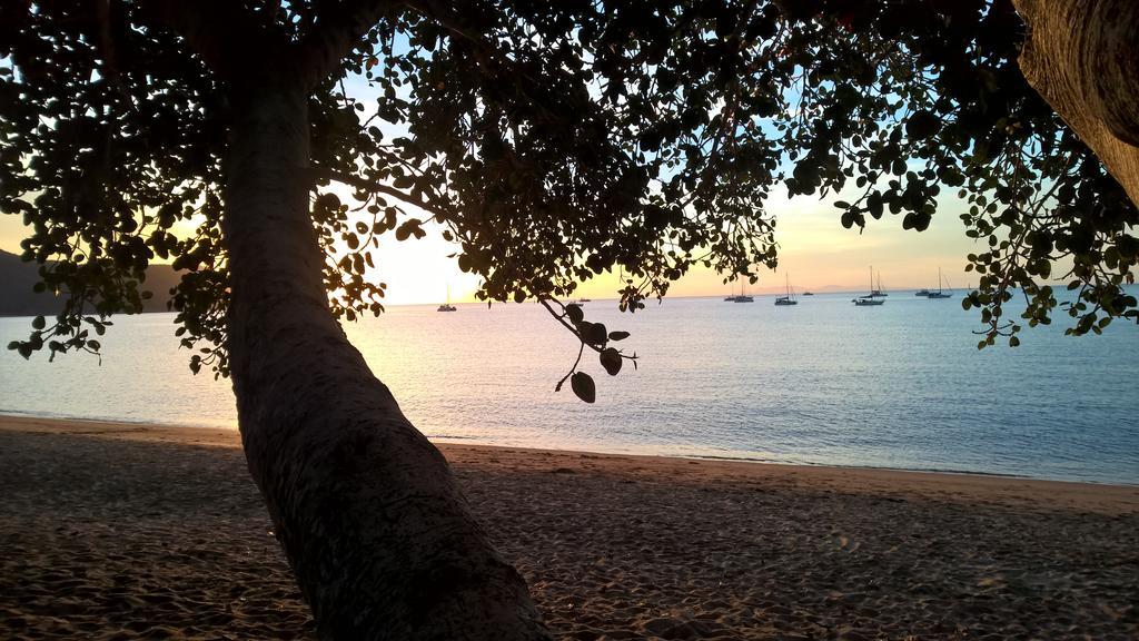 Magnetic Island Bed And Breakfast Horseshoe Bay エクステリア 写真