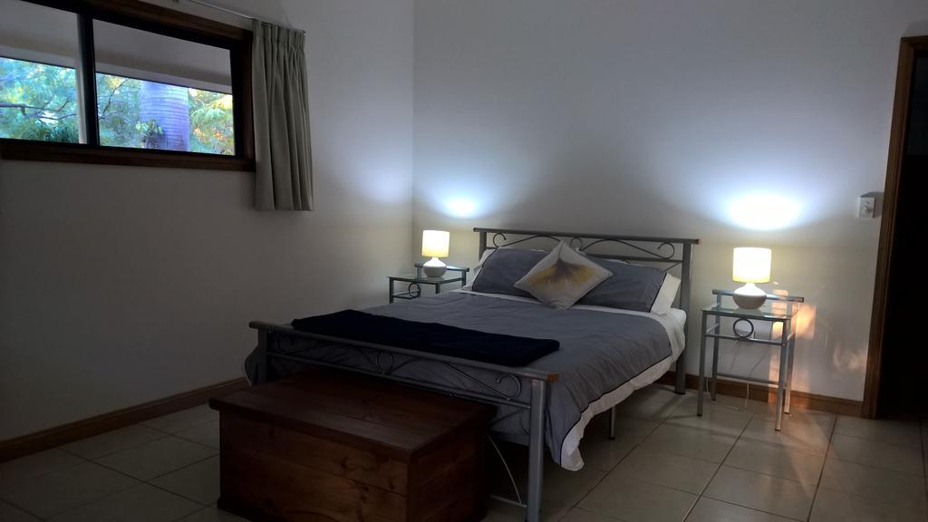 Magnetic Island Bed And Breakfast Horseshoe Bay エクステリア 写真