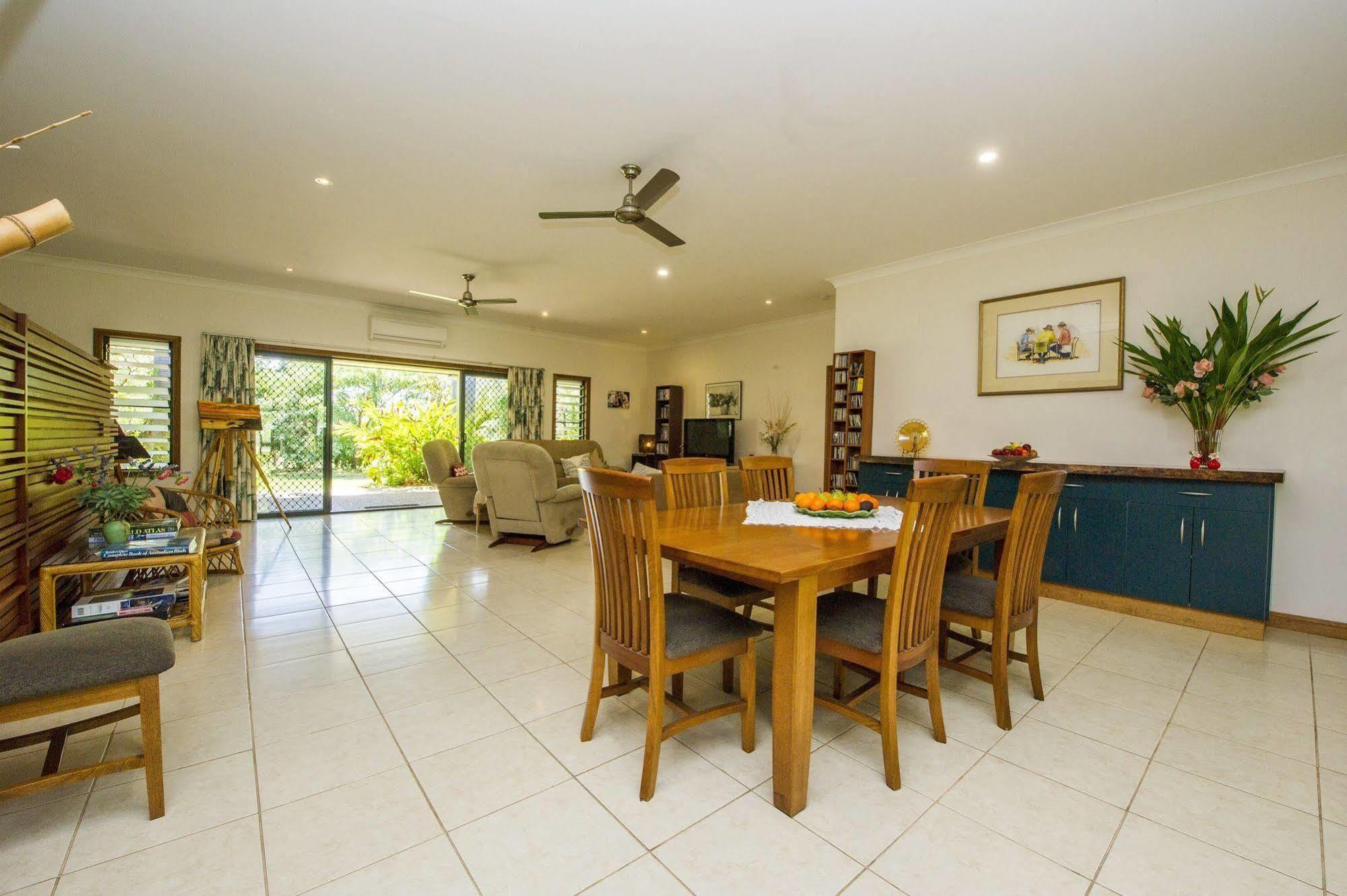 Magnetic Island Bed And Breakfast Horseshoe Bay エクステリア 写真