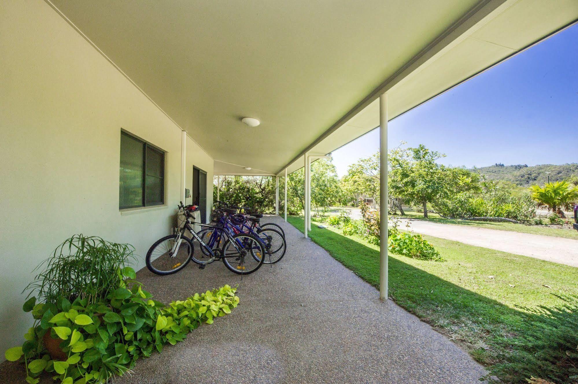Magnetic Island Bed And Breakfast Horseshoe Bay エクステリア 写真